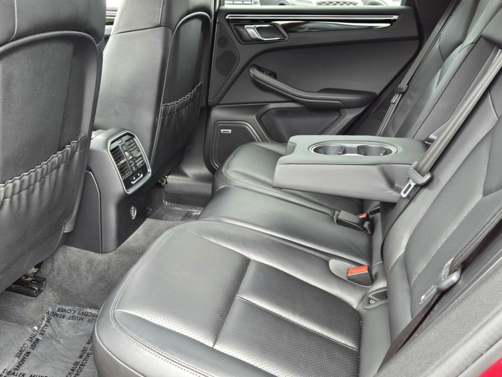 Used 2019 Porsche Macan S AWD/4WD image 11
