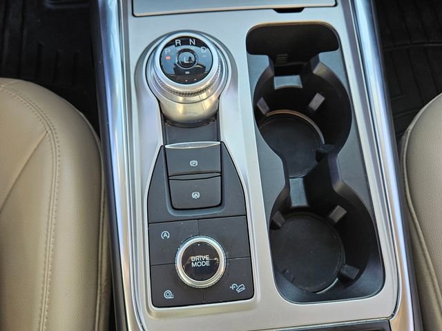 Used 2021 Ford Explorer Limited w/ Equipment Group 301A image 18