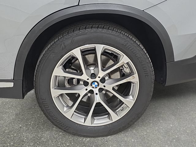 Certified 2025 BMW X5 xDrive40i AWD/4WD image 30