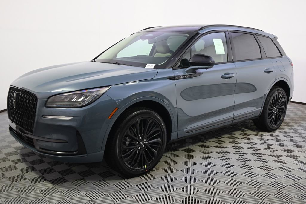 New 2026 Lincoln Corsair Premiere image 2
