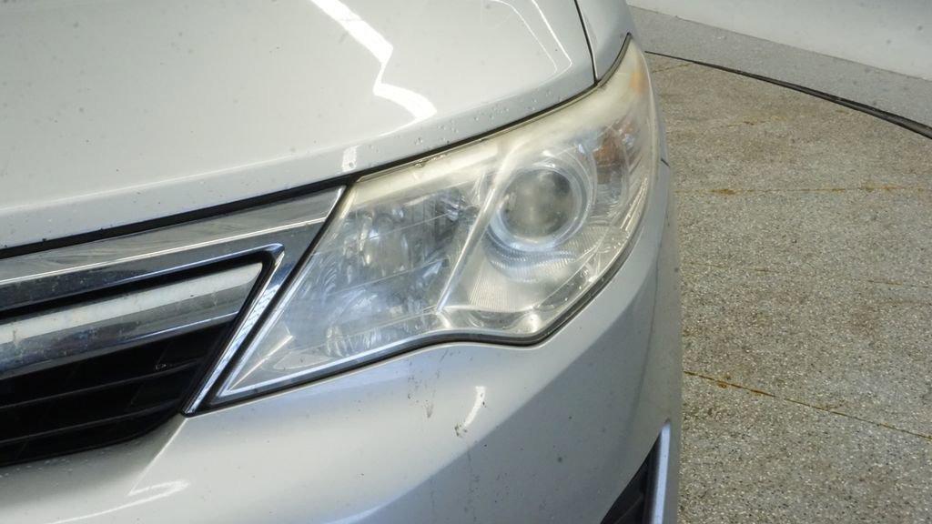Used 2013 Toyota Camry LE image 16