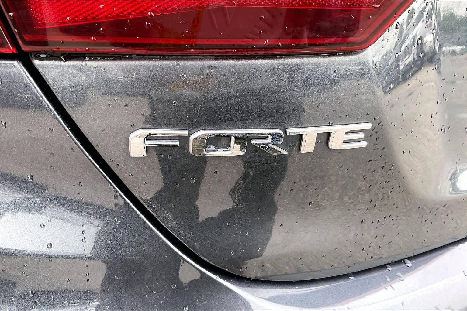 Used 2021 Kia Forte LXS FWD image 20