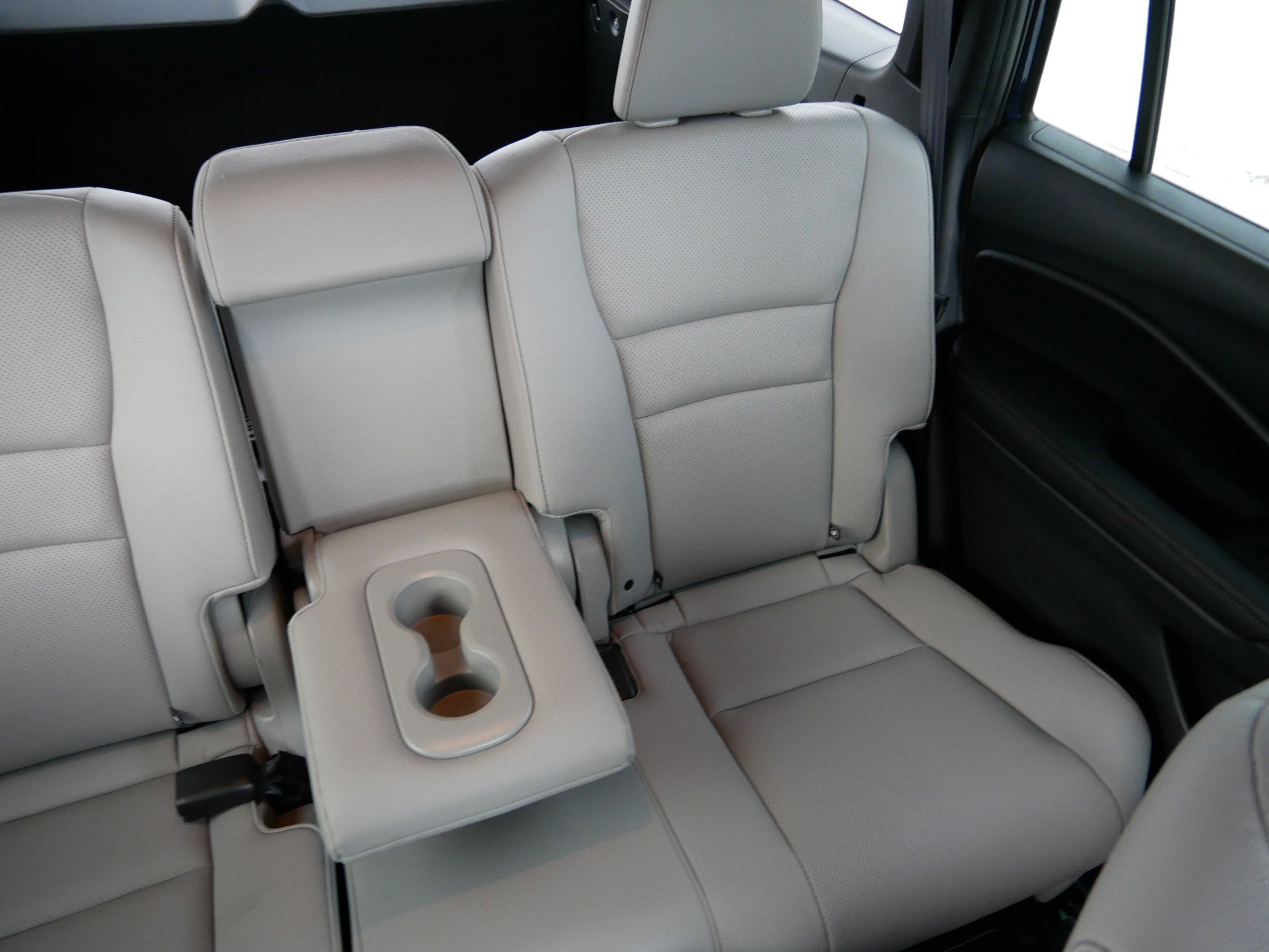 Certified 2025 Honda Passport EX-L image 14