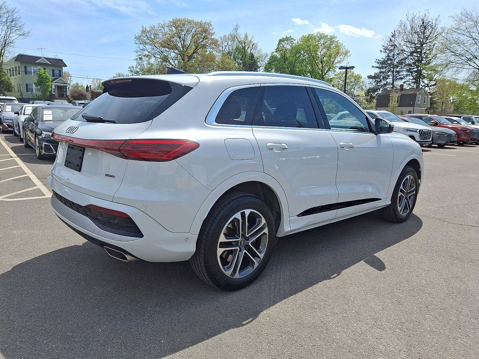 Certified 2025 Audi Q5 Premium w/ Convenience Package AWD/4WD image 25