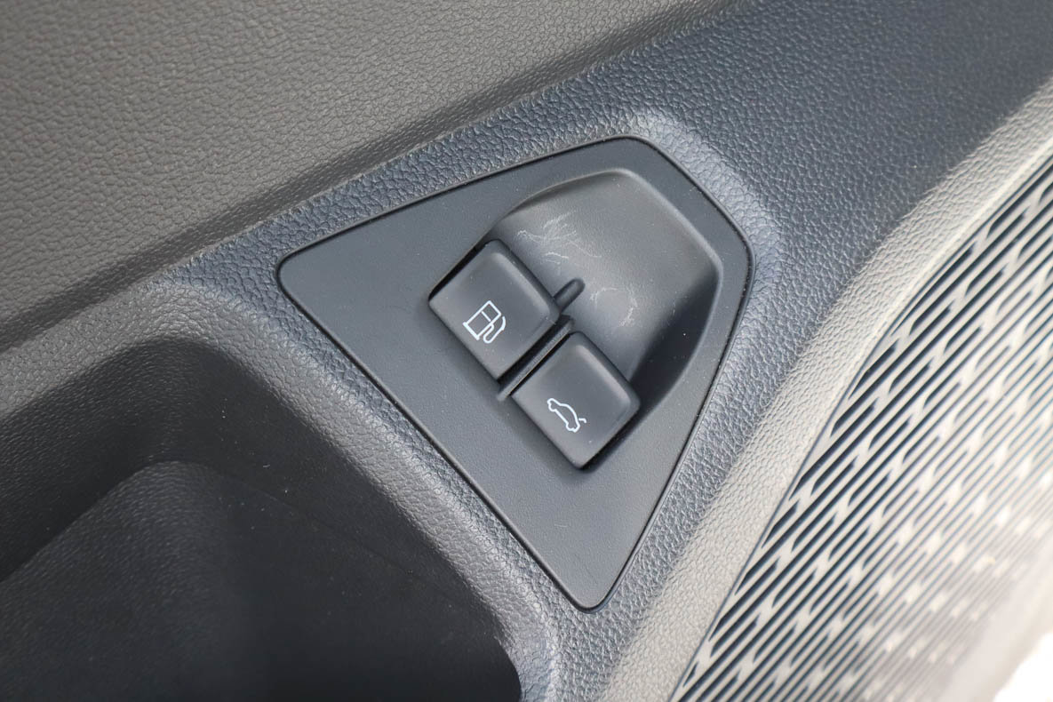 Used 2022 Volkswagen Jetta S FWD image 16