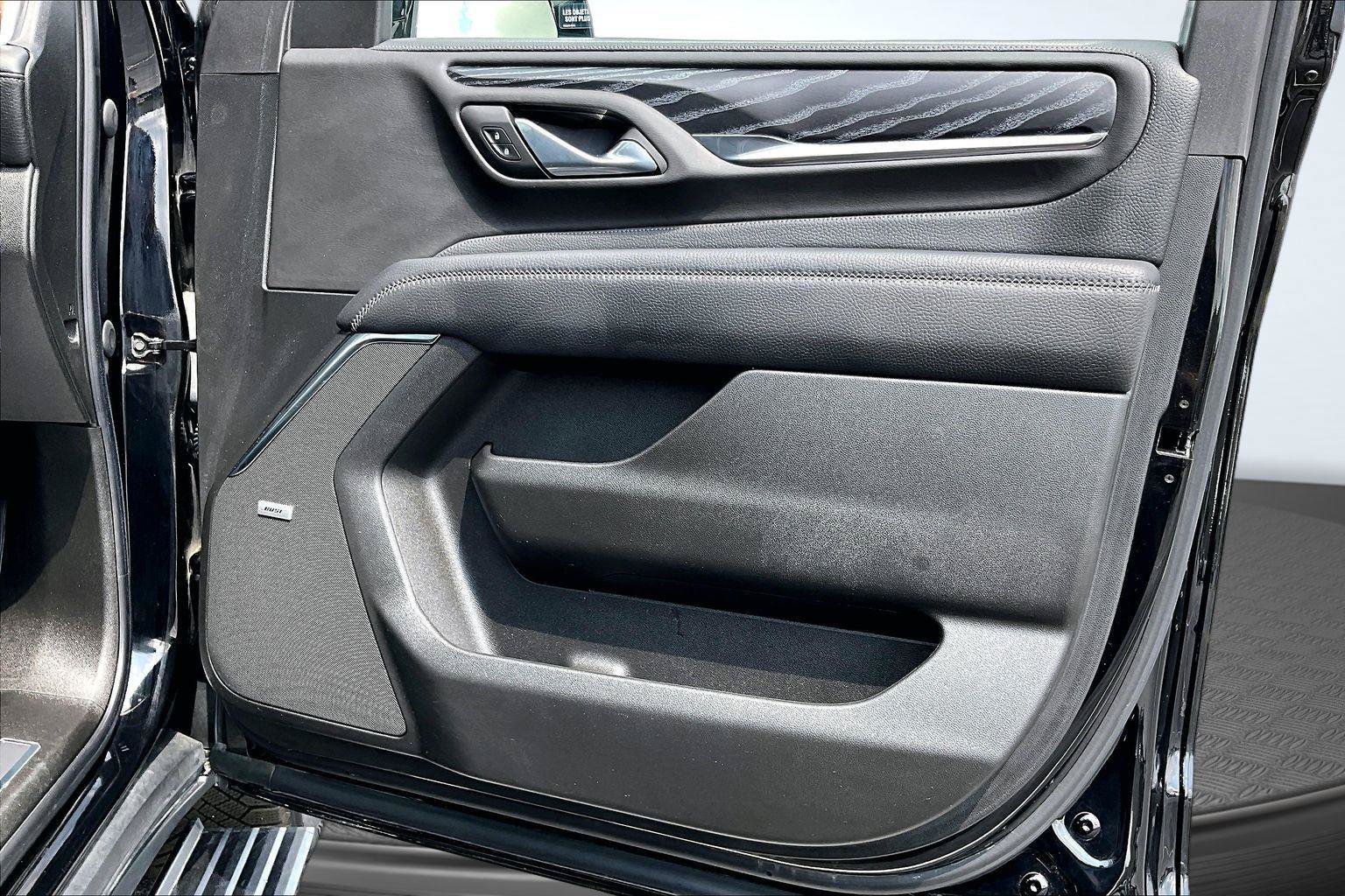 Used 2023 GMC Yukon XL Denali w/ LPO, Floor Liner Package AWD/4WD image 25