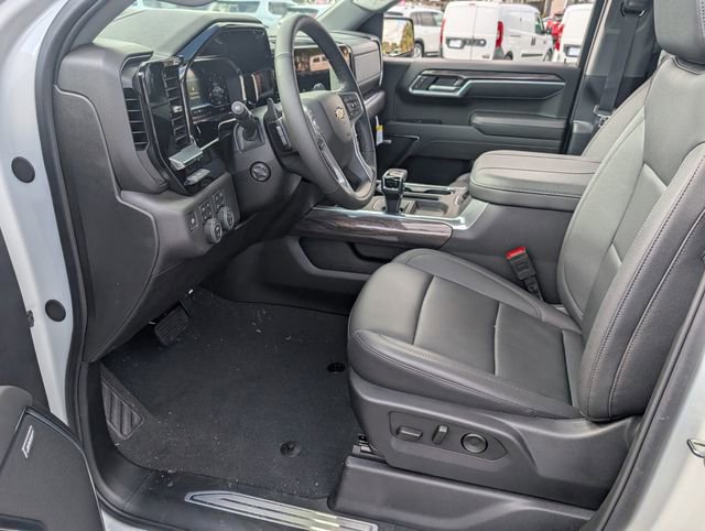 New 2025 Chevrolet Silverado 1500 LTZ w/ LTZ Premium Package AWD/4WD image 5