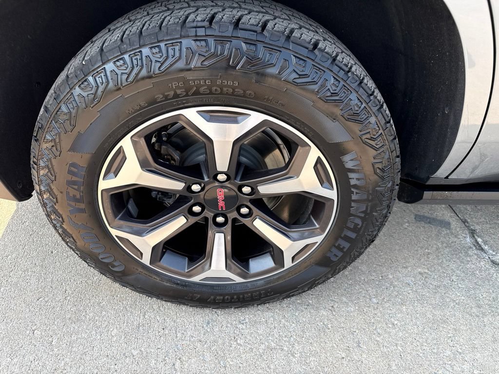 Used 2026 GMC Yukon AT4 Ultimate AWD/4WD image 21