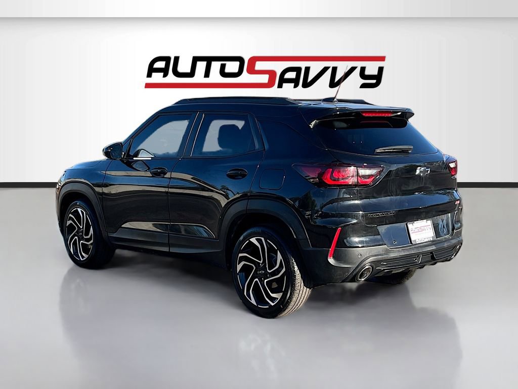 Used 2025 Chevrolet TrailBlazer RS w/ Driver Confidence Package image 5