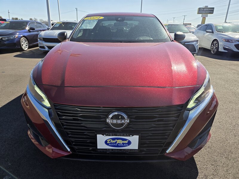 Used 2024 Nissan Altima 2.5 SV image 8