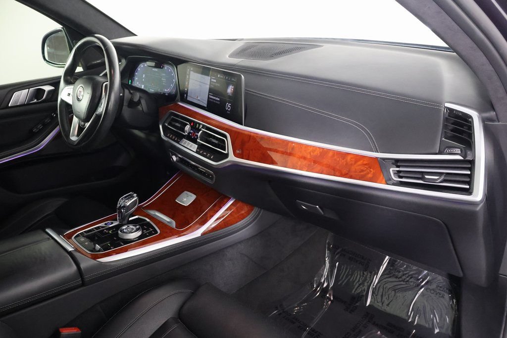 Used 2022 BMW ALPINA XB7 AWD/4WD image 9