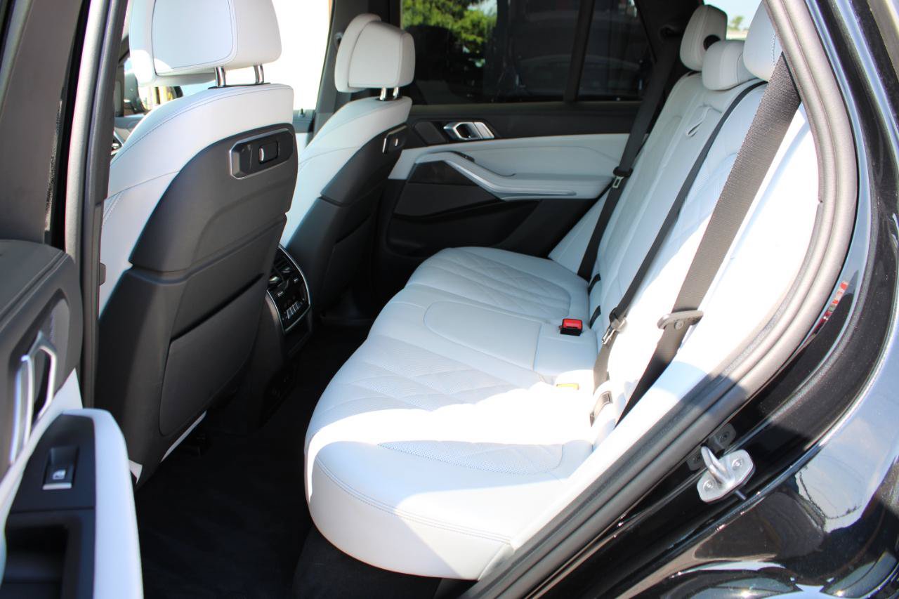 Used 2026 BMW X5 xDrive40i AWD/4WD image 43