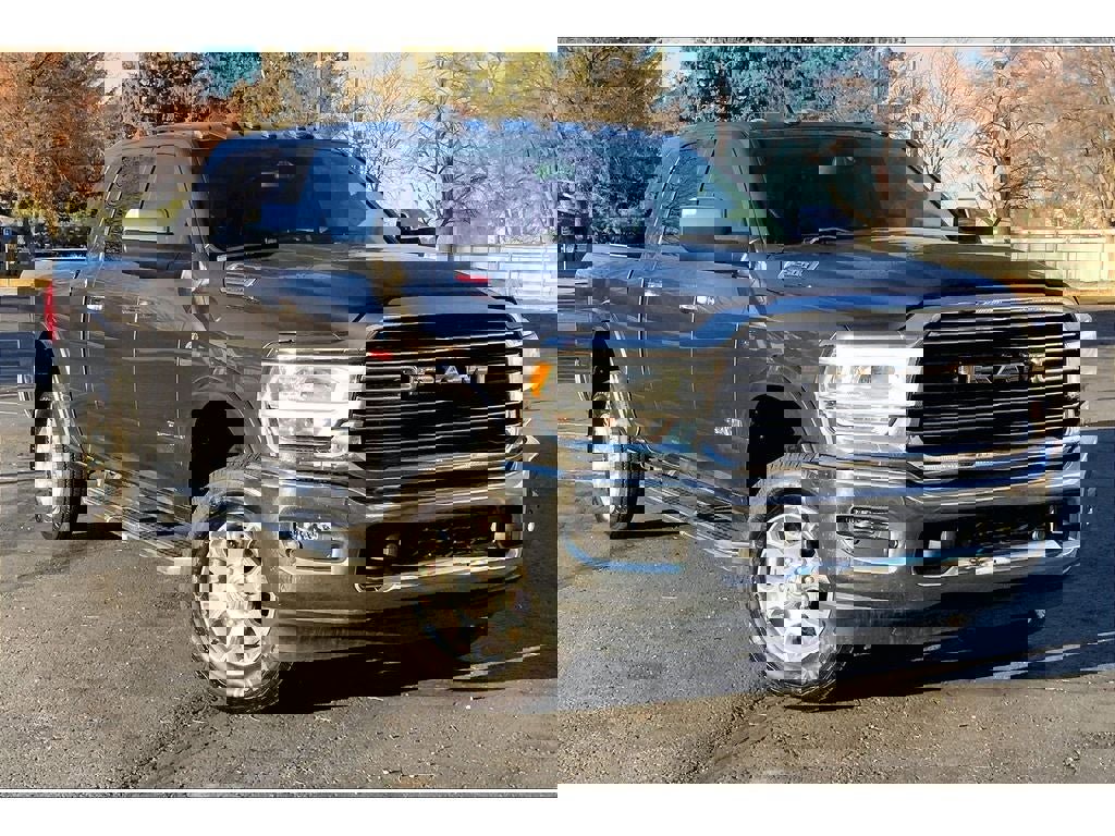 Used 2022 RAM 2500 Laramie image 2