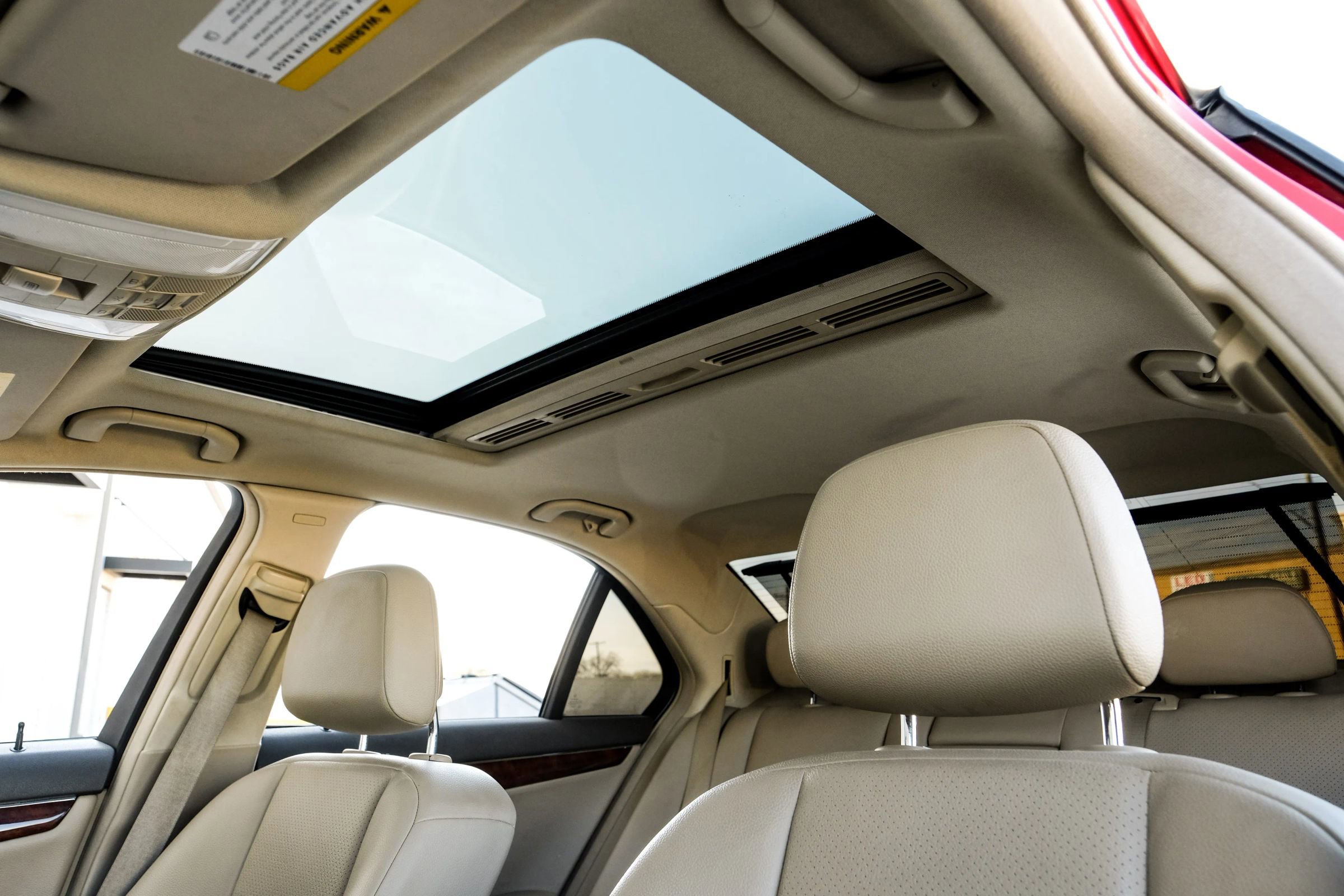 Used 2011 Mercedes-Benz C 300 C 300 Luxury Sedan 4D w/ Premium 1 Pkg image 5