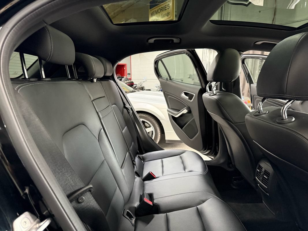 Used 2019 Mercedes-Benz GLA 250 4MATIC image 18