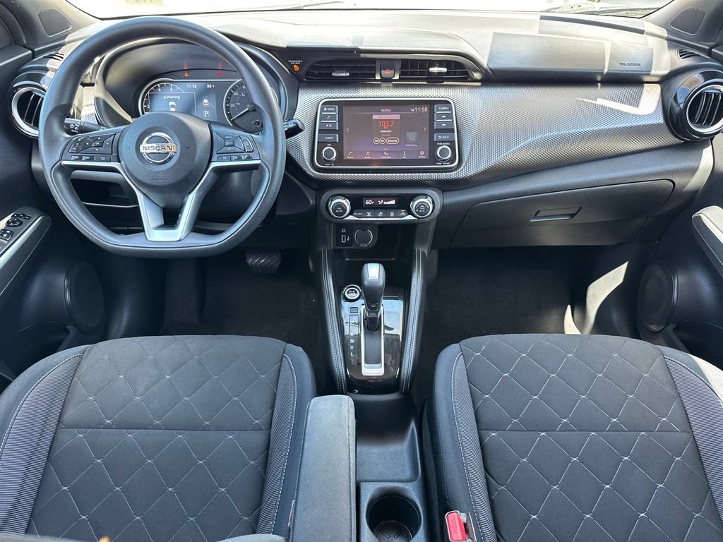 Used 2018 Nissan Kicks SV FWD image 19