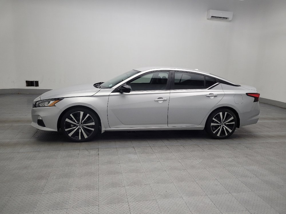 Used 2022 Nissan Altima 2.5 SR image 2