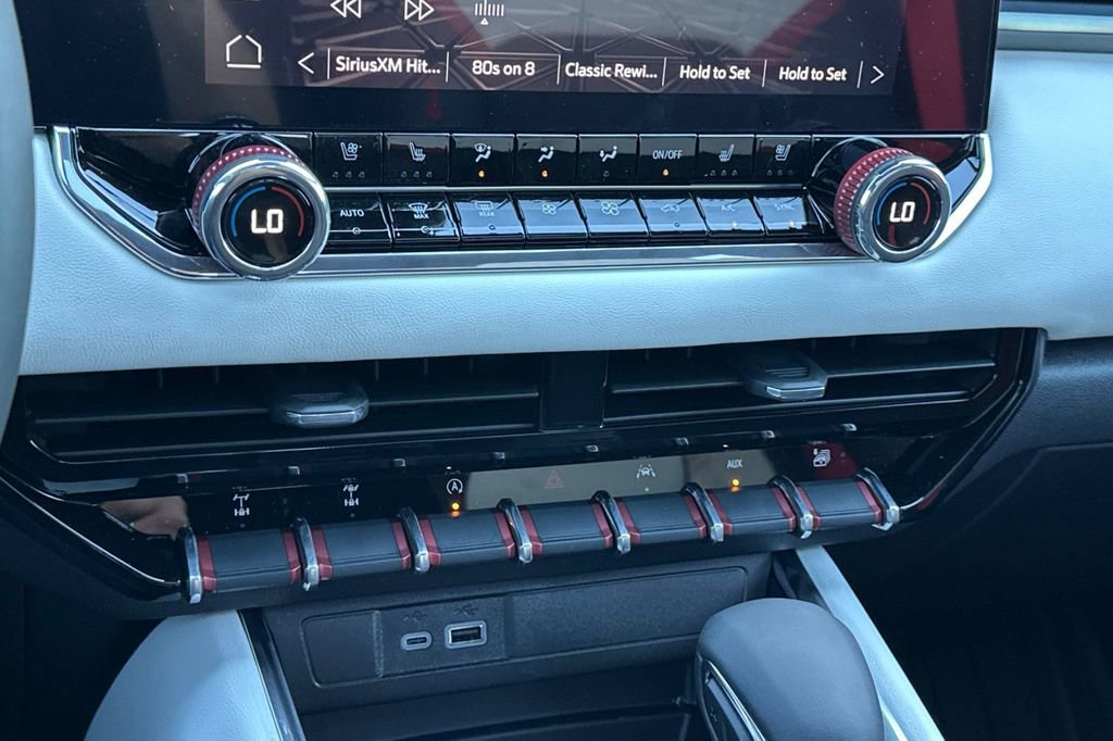 New 2026 GMC Canyon AT4X w/ AT4X AEV Edition AWD/4WD image 17
