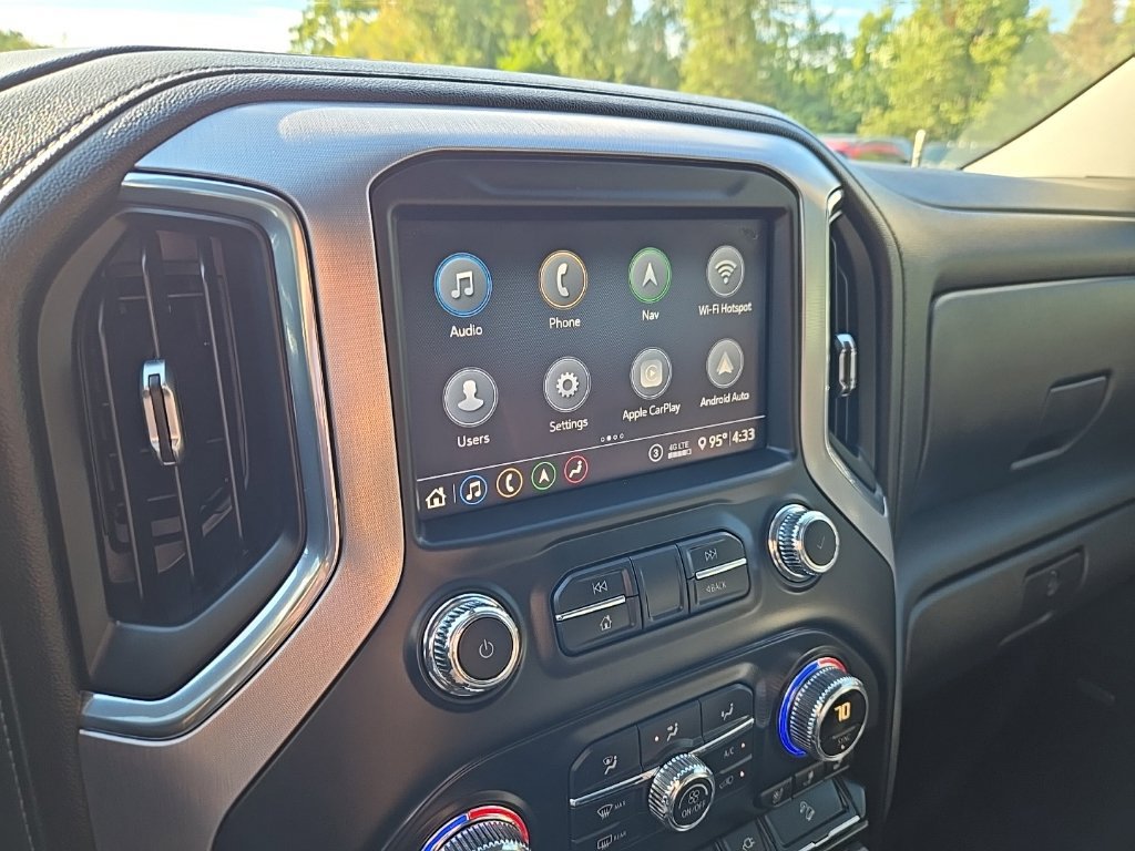 Used 2020 GMC Sierra 1500 SLT w/ SLT Premium Plus Package AWD/4WD image 32