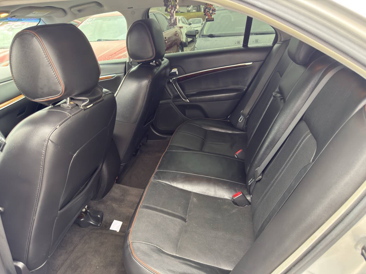 Used 2012 Lincoln MKZ FWD image 11