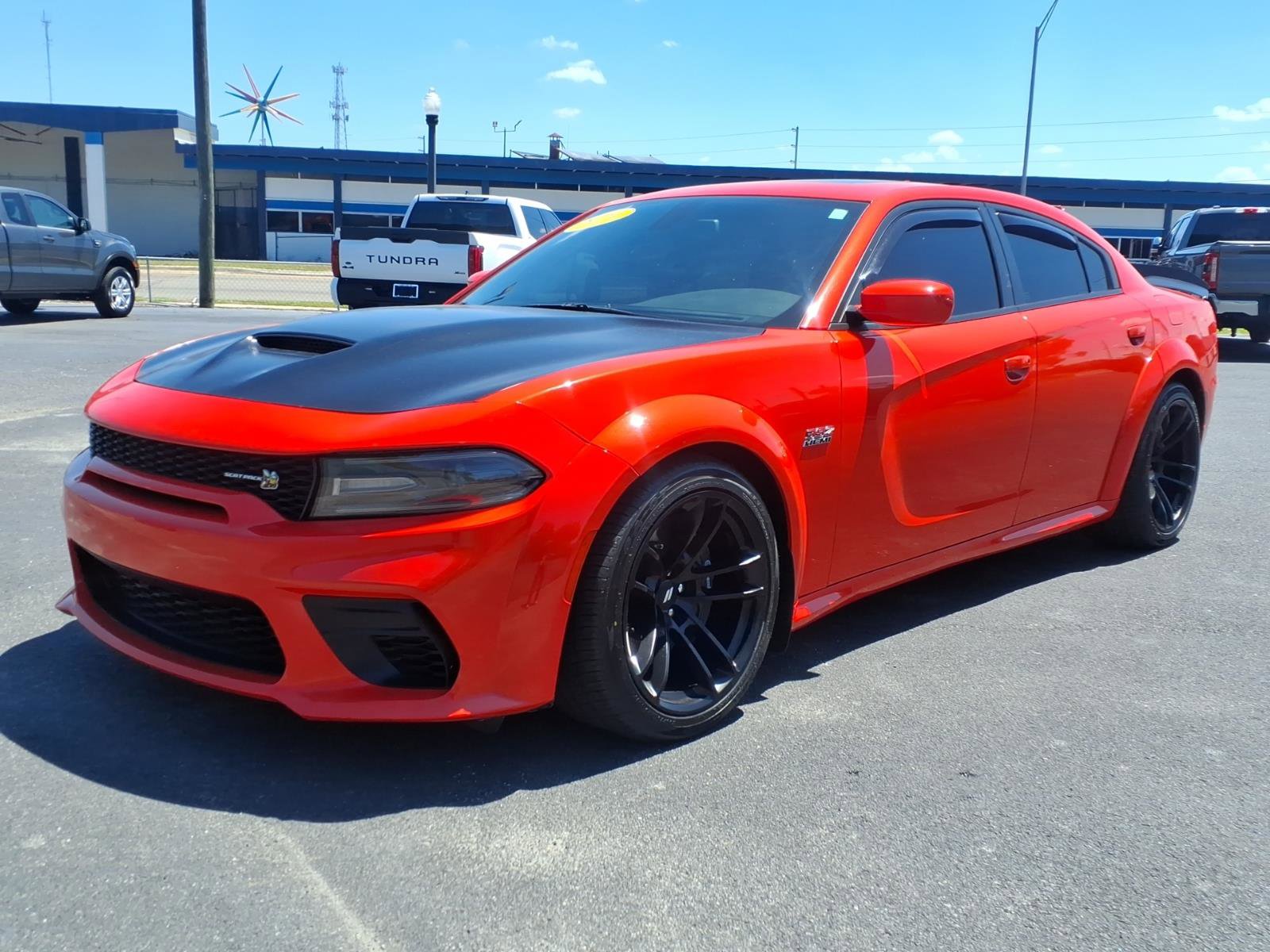 Used 2020 Dodge Charger Scat Pack RWD image 1