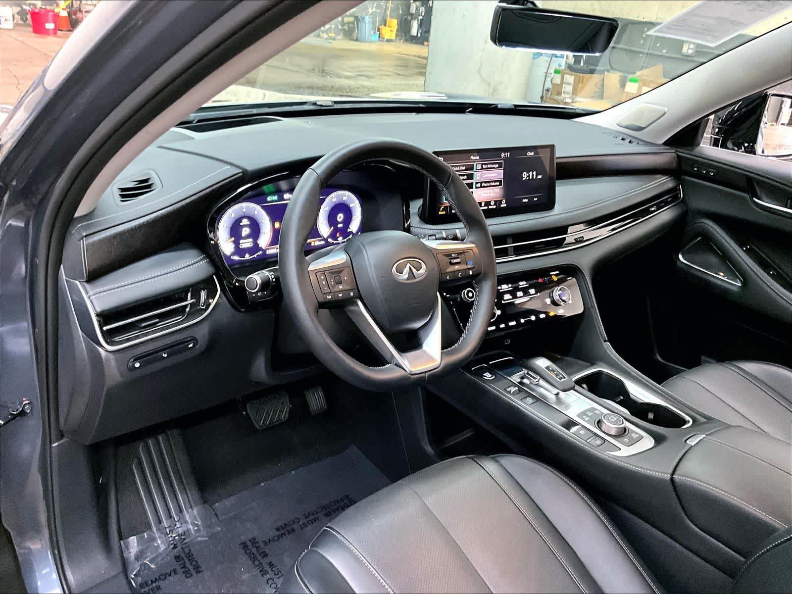 Used 2023 INFINITI QX60 Sensory w/ Vision Package AWD/4WD image 17