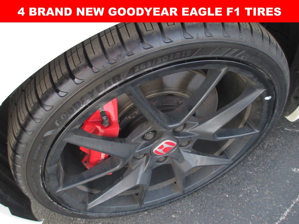 Used 2024 Honda Civic Type R image 2