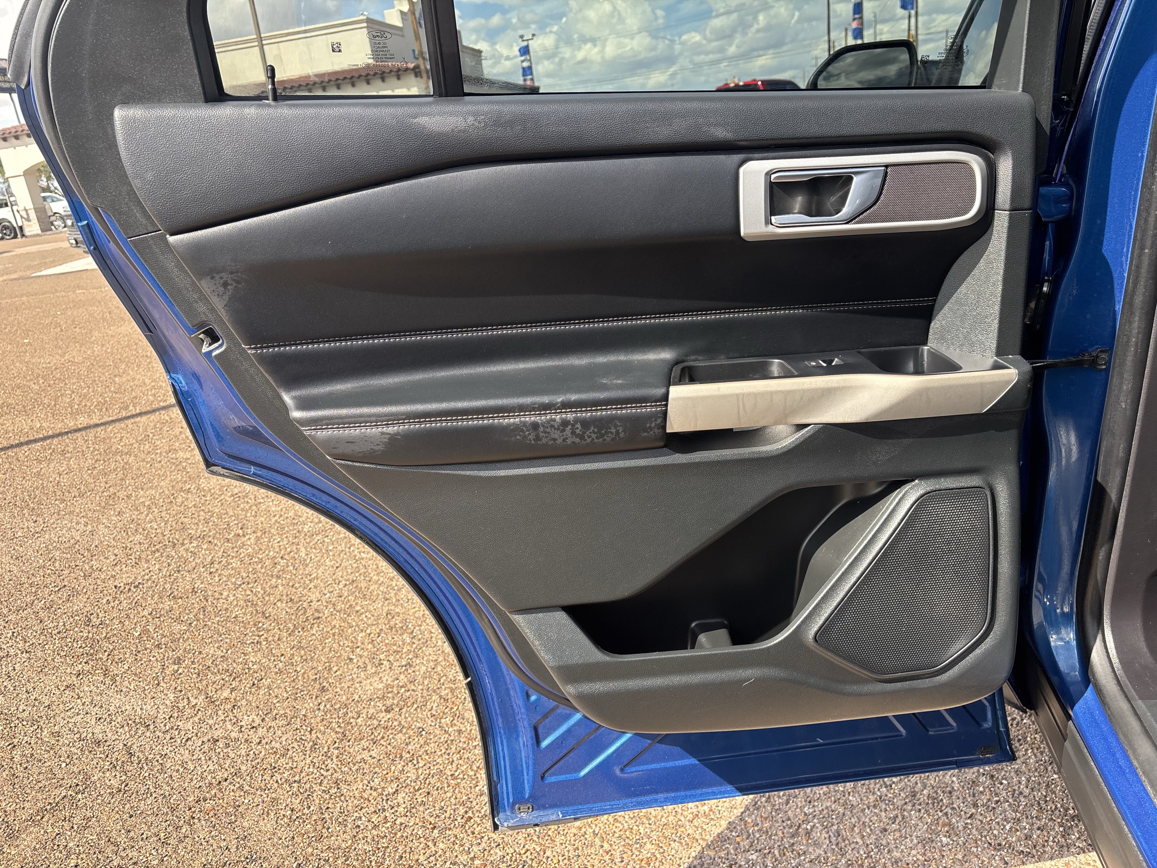Certified 2022 Ford Explorer XLT RWD image 14