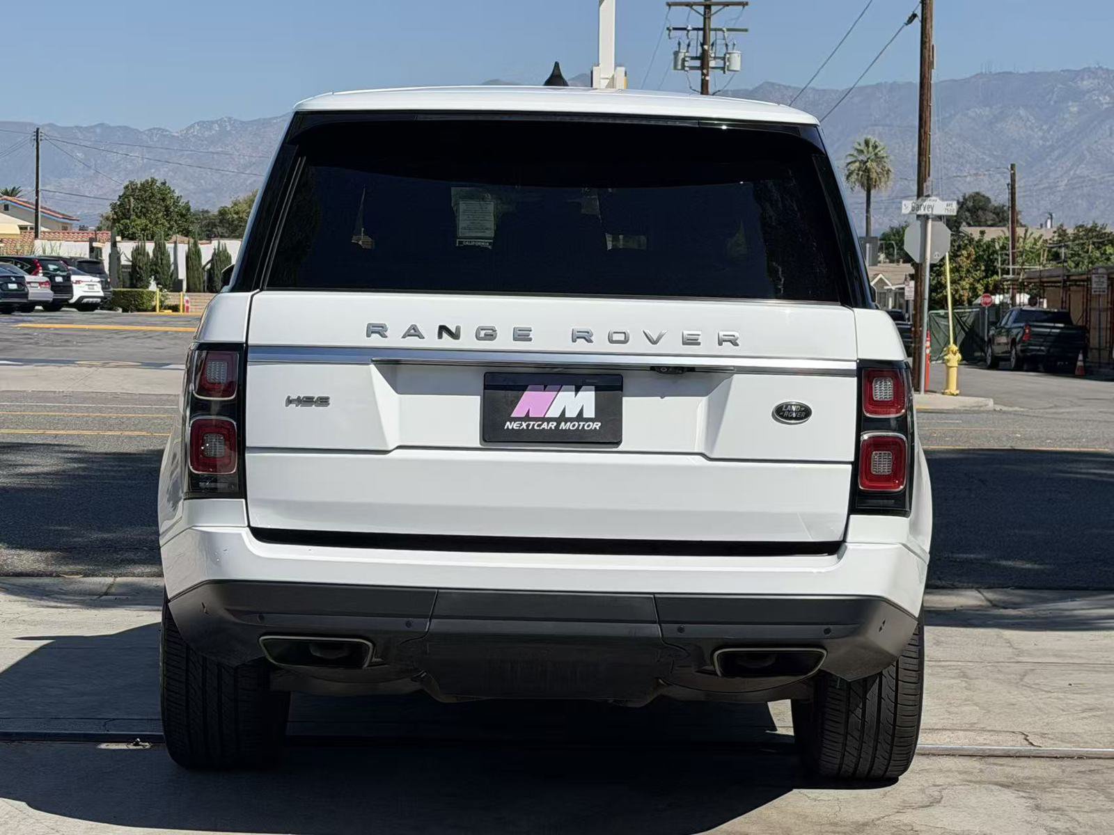 Used 2019 Land Rover Range Rover HSE AWD/4WD image 6
