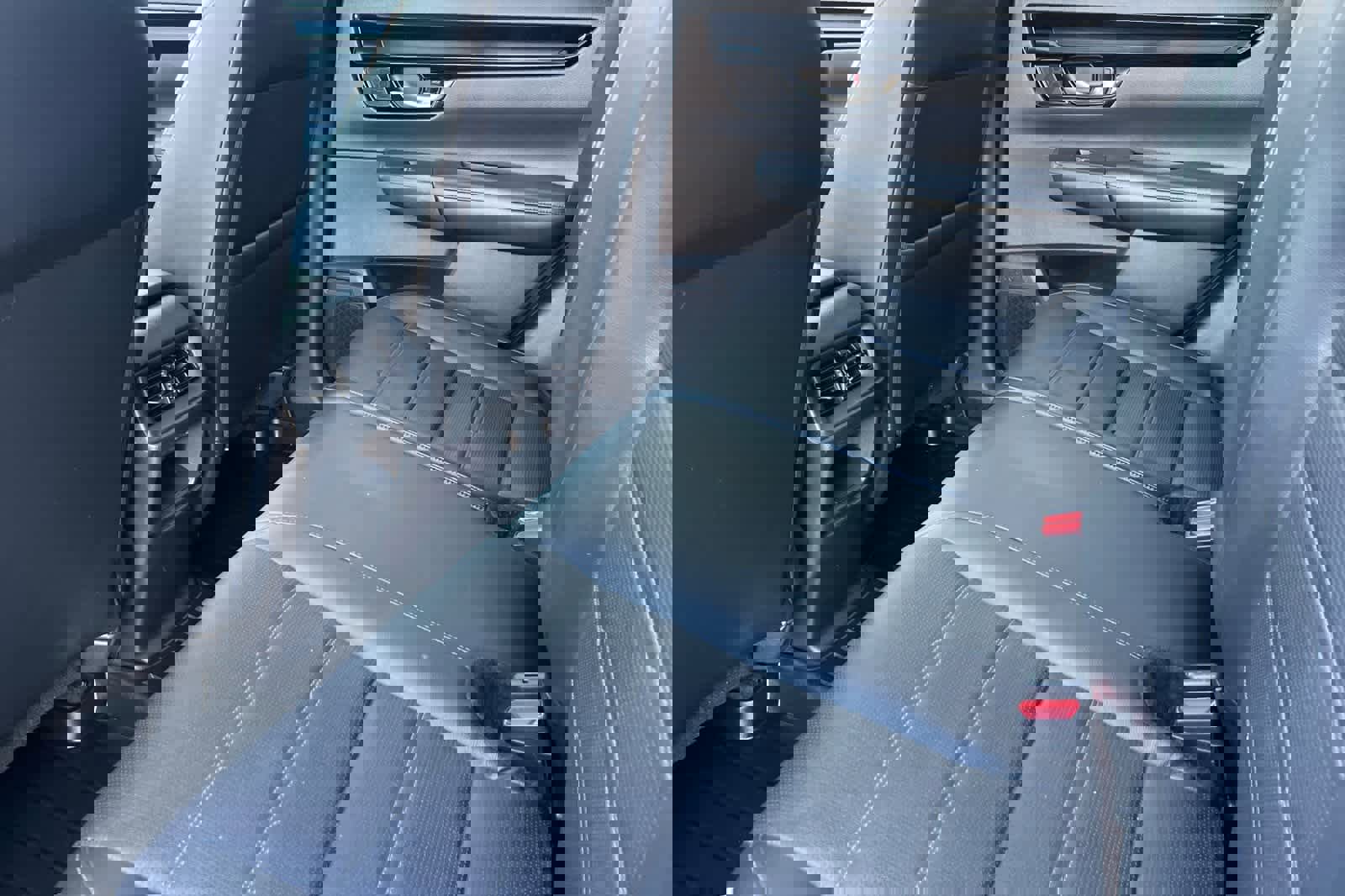 Used 2023 Honda CR-V EX-L image 5