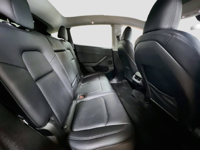 Used 2023 Tesla Model Y Long Range AWD/4WD image 27