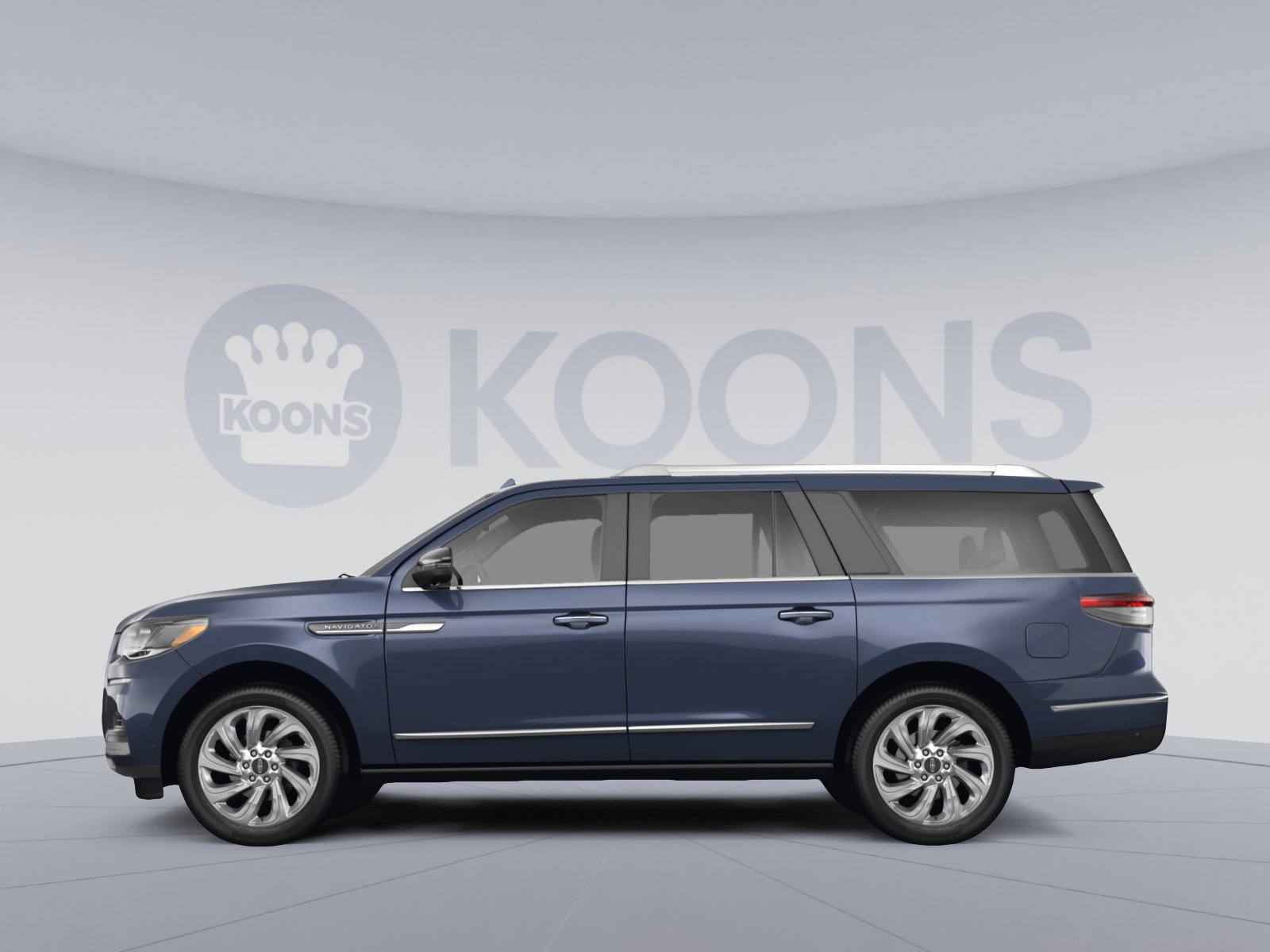Used 2022 Lincoln Navigator L Reserve AWD/4WD image 2