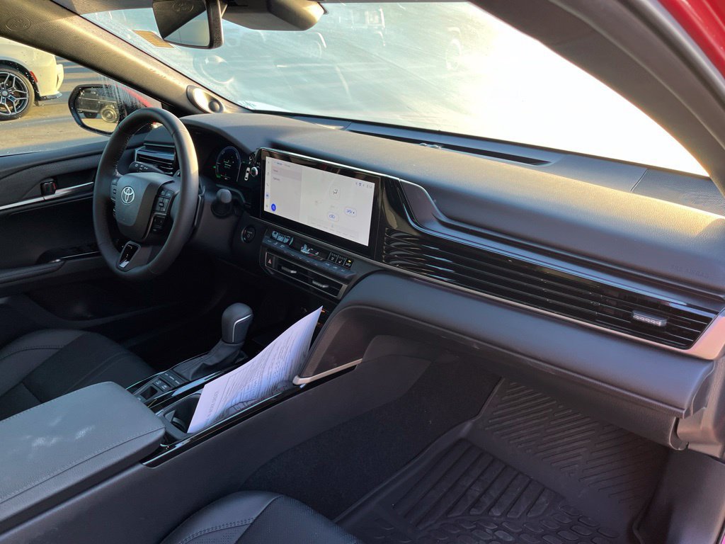 Used 2026 Toyota Camry XSE w/ Premium Plus Package FWD image 9