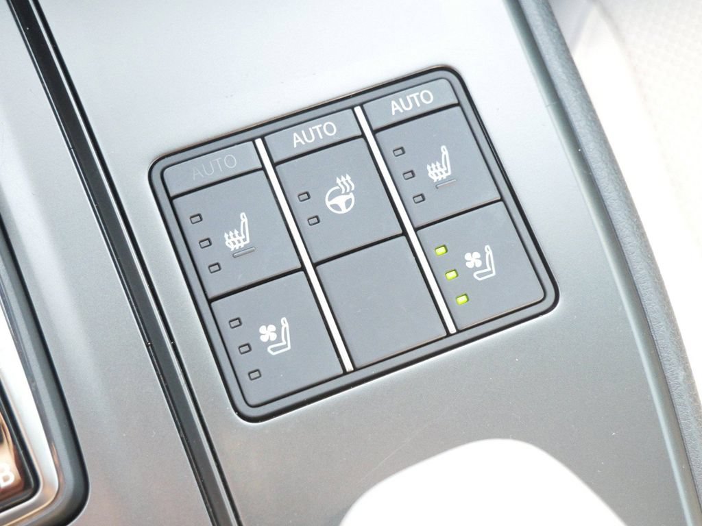 Certified 2025 Lexus UX 300h AWD w/ Cold Area Package image 24
