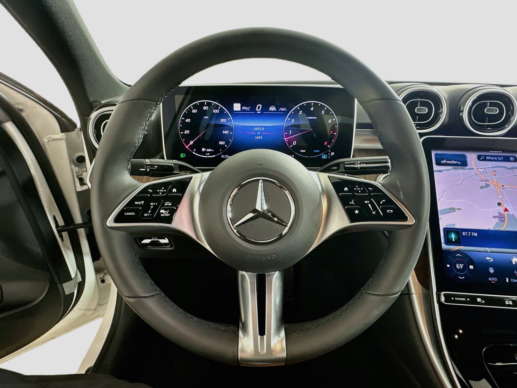 Certified 2026 Mercedes-Benz C 300 4MATIC Sedan image 11