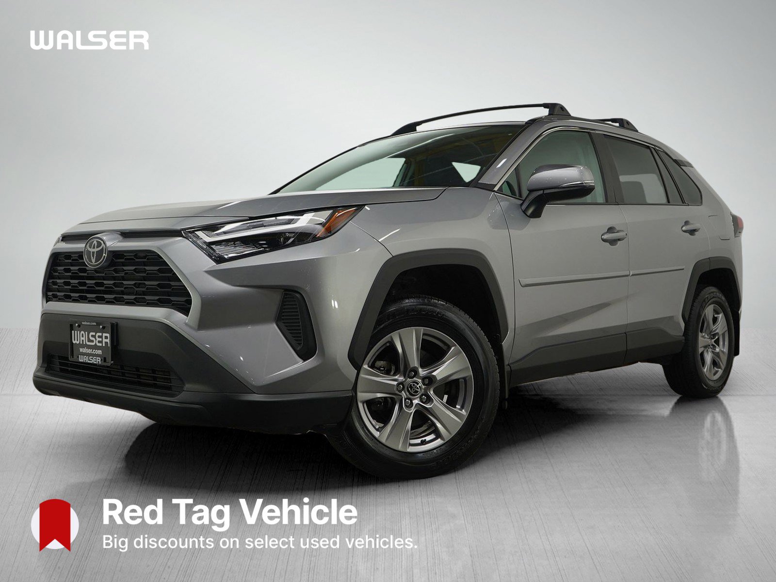 Used 2022 Toyota RAV4 XLE image 1