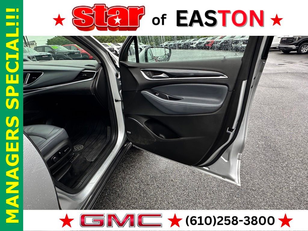 Used 2021 Buick Enclave Essence w/ Sound and Sites Package image 13