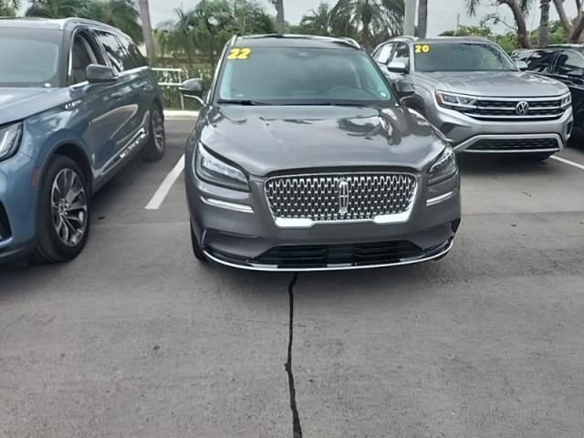 Used 2022 Lincoln Corsair Reserve image 4