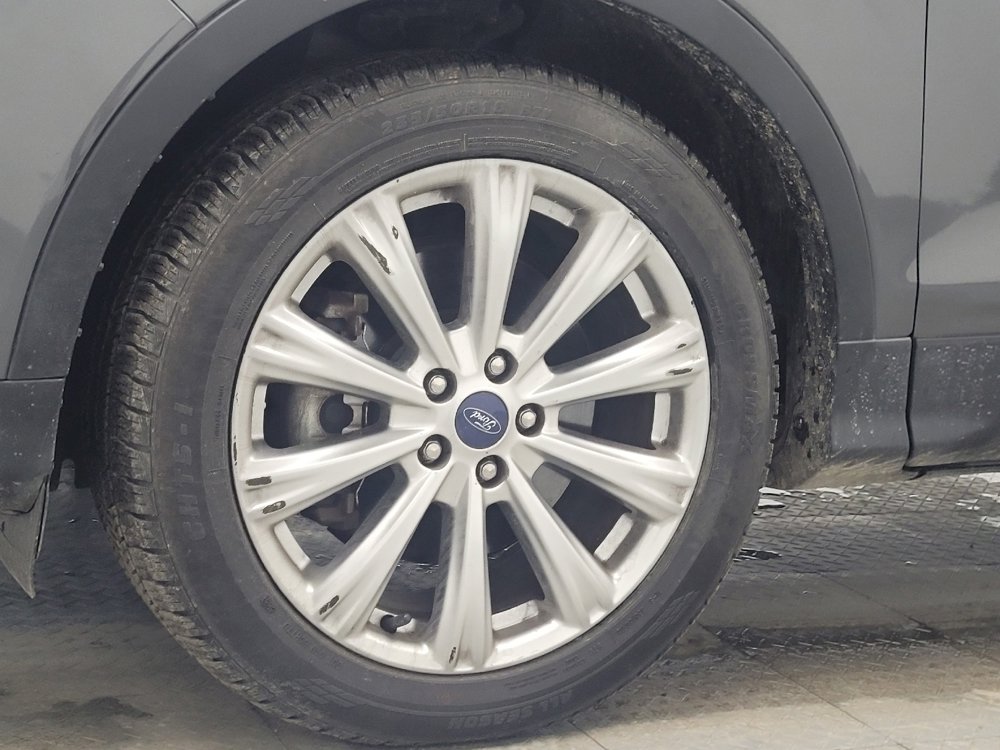Used 2017 Ford Escape Titanium FWD image 31