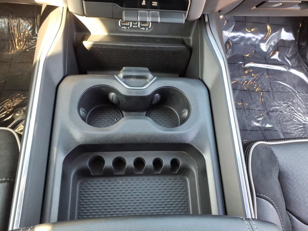 Used 2024 RAM 1500 Laramie RWD image 16