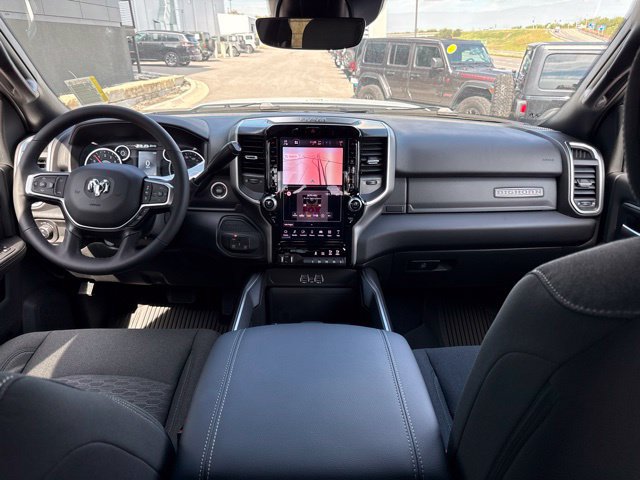 New 2027 RAM 2500 Big Horn AWD/4WD image 14