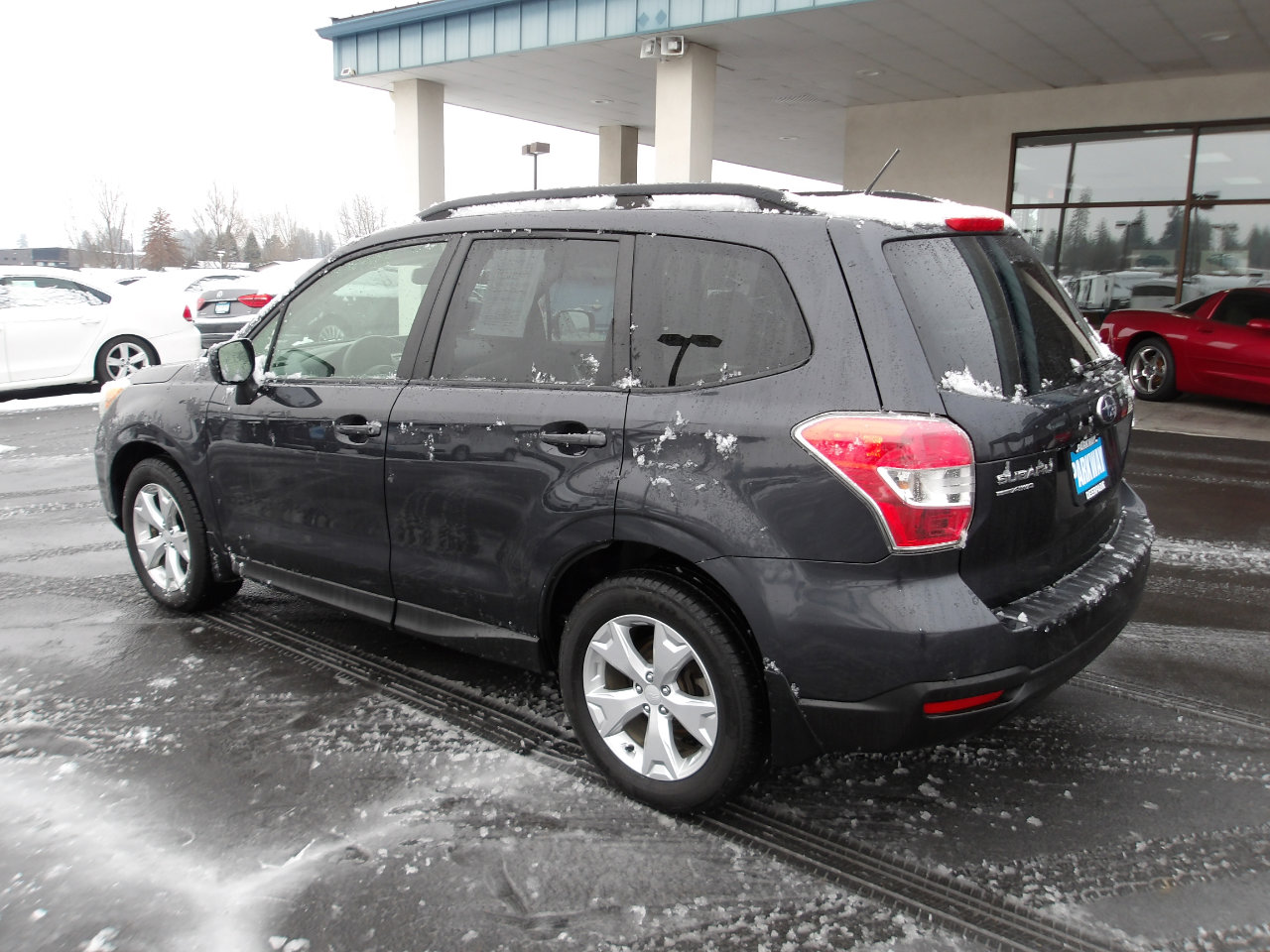Used 2015 Subaru Forester 2.5i Premium w/ All-Weather Package image 3