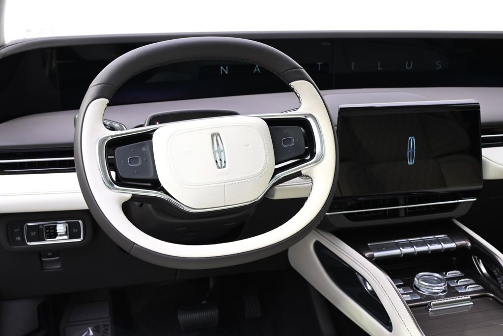 New 2026 Lincoln Nautilus Black Label w/ Jet Appearance Package image 12