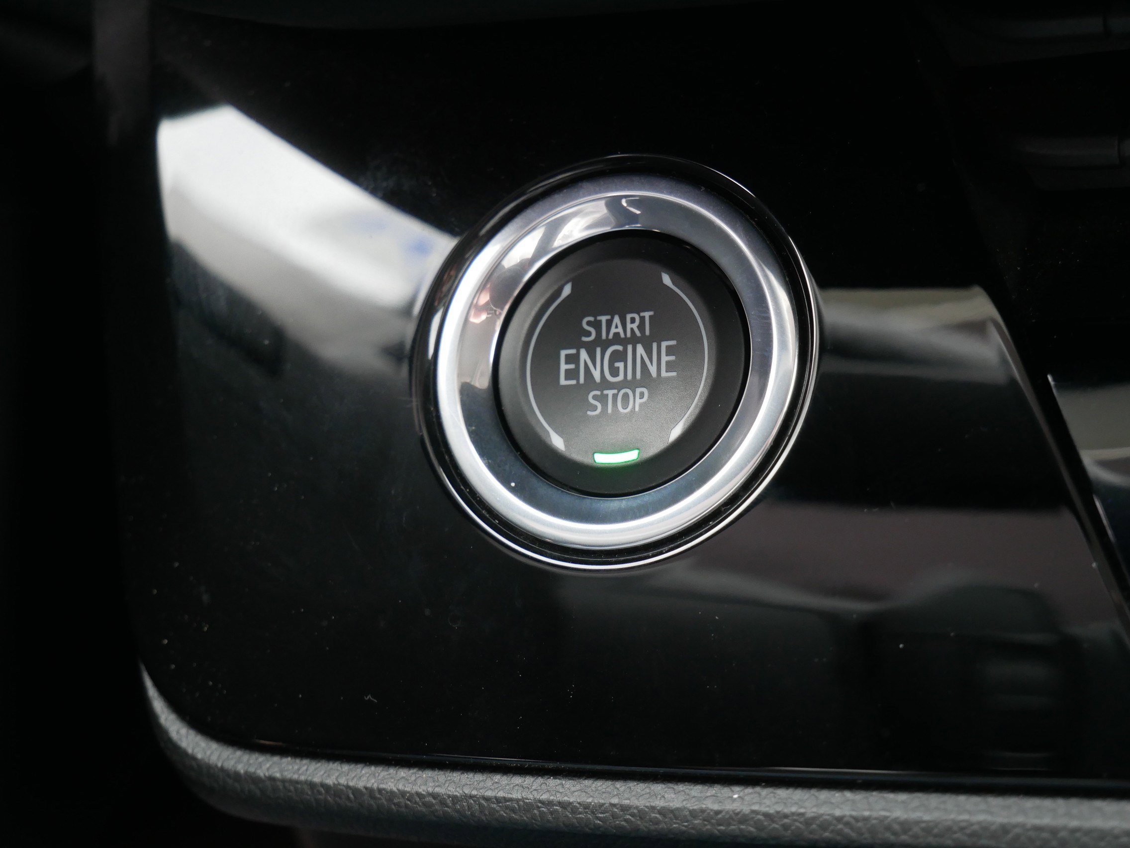 Used 2025 Buick Envision Preferred image 34