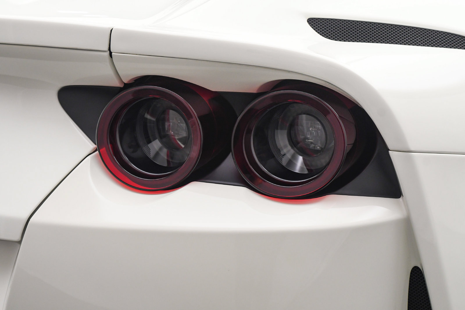 Used 2022 Ferrari 812 GTS RWD image 47