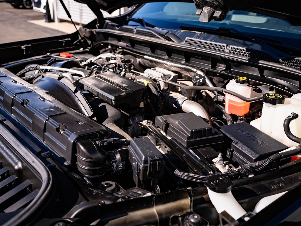 Used 2023 GMC Sierra 2500 AT4 w/ Gooseneck/5TH Wheel Package image 44