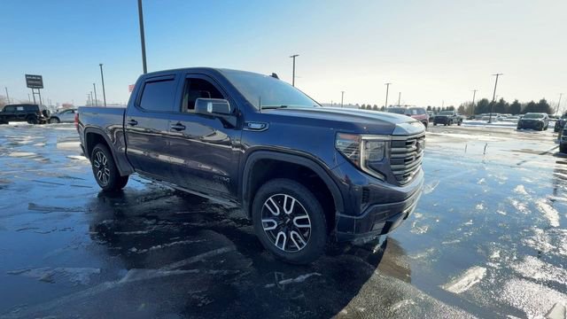 Used 2022 GMC Sierra 1500 AT4 w/ AT4 Premium Package image 2