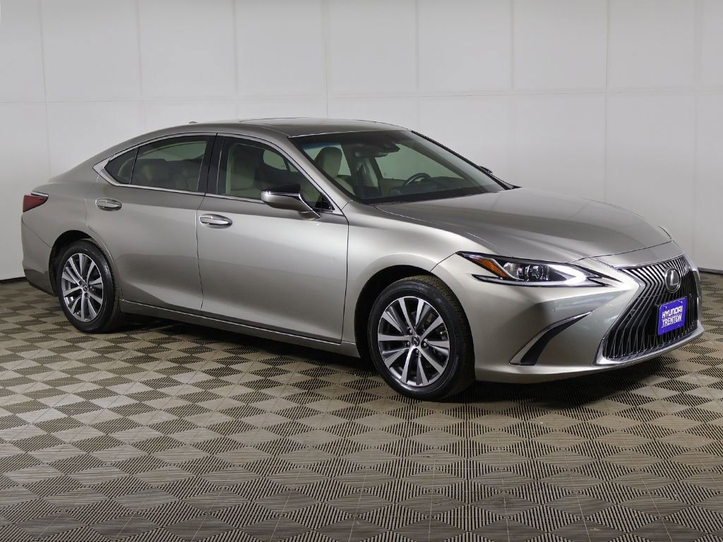 Used 2020 Lexus ES 350 w/ Premium Package FWD image 2