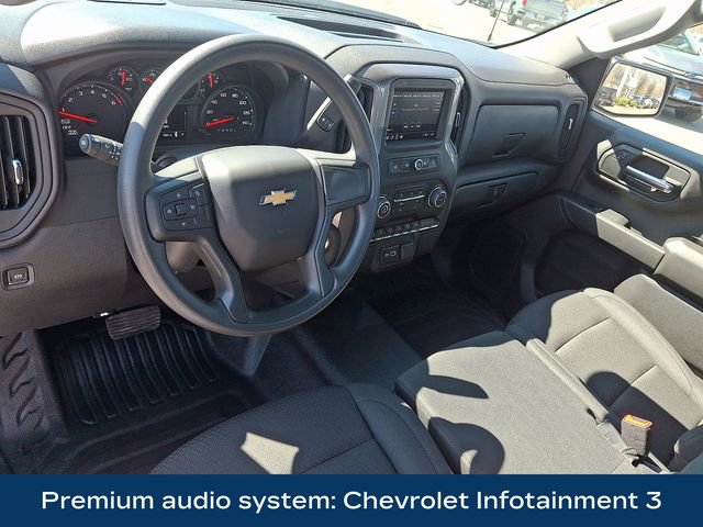 Used 2025 Chevrolet Silverado 1500 W/T image 2