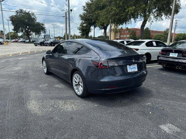 Used 2022 Tesla Model 3 Standard Range RWD image 3